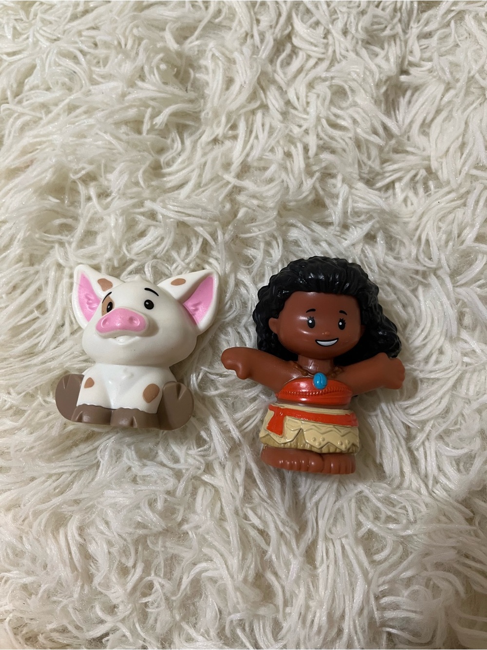 Little People Moana Mini Figures Set - Brown & White Collectible Toys